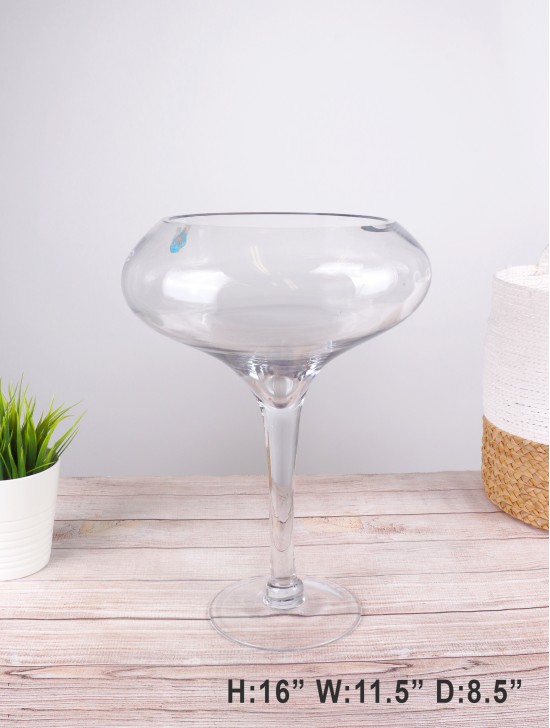 GOBLET STYLE GLASS VASE